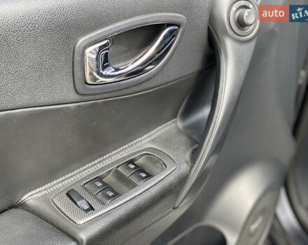 Серый Рено Колеос, объемом двигателя 2.49 л и пробегом 260 тыс. км за 8100 $, фото 7 на Automoto.ua