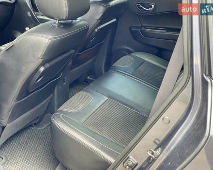 Серый Рено Колеос, объемом двигателя 2.49 л и пробегом 260 тыс. км за 8100 $, фото 9 на Automoto.ua