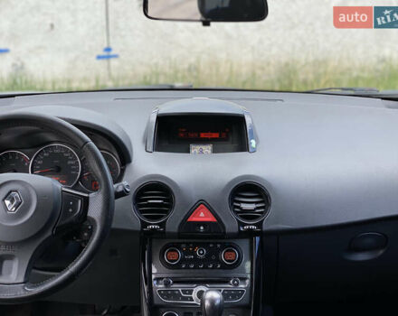 Серый Рено Колеос, объемом двигателя 2.49 л и пробегом 260 тыс. км за 8100 $, фото 11 на Automoto.ua
