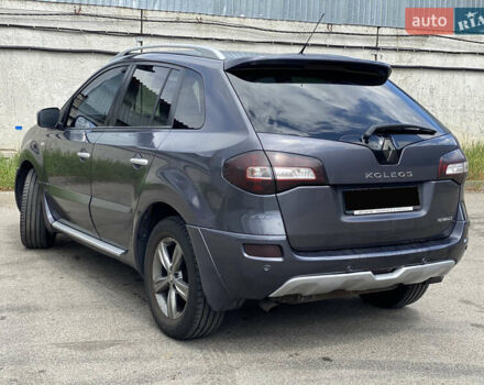 Серый Рено Колеос, объемом двигателя 2.49 л и пробегом 260 тыс. км за 8100 $, фото 3 на Automoto.ua