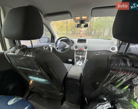 Рено Колеос 2010 в Кривом Роге на Automoto.ua Серый Рено Колеос, объемом двигателя 2.5 л и пробегом 119 тыс. км за 9700 $, фото 4 на Automoto.ua
