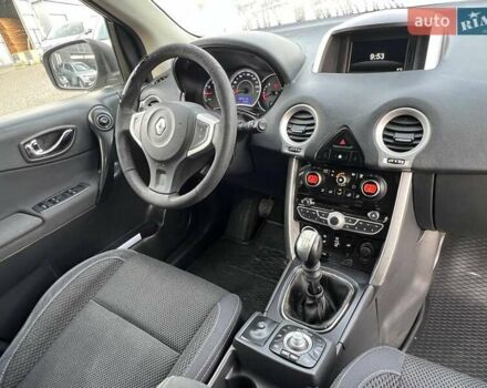 Сірий Рено Колеос, об'ємом двигуна 2 л та пробігом 162 тис. км за 7290 $, фото 42 на Automoto.ua
