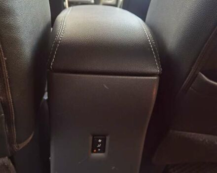 Серый Рено Колеос, объемом двигателя 2.49 л и пробегом 182 тыс. км за 9400 $, фото 7 на Automoto.ua