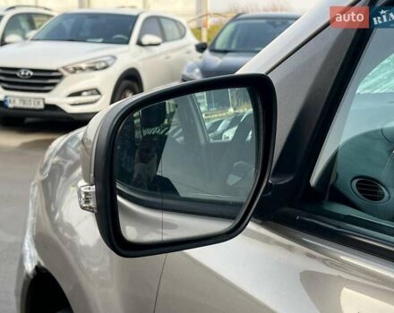 Сірий Рено Колеос, об'ємом двигуна 2 л та пробігом 162 тис. км за 7290 $, фото 12 на Automoto.ua