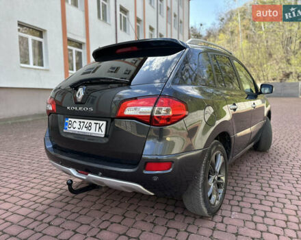 Сірий Рено Колеос, об'ємом двигуна 2 л та пробігом 230 тис. км за 10700 $, фото 3 на Automoto.ua