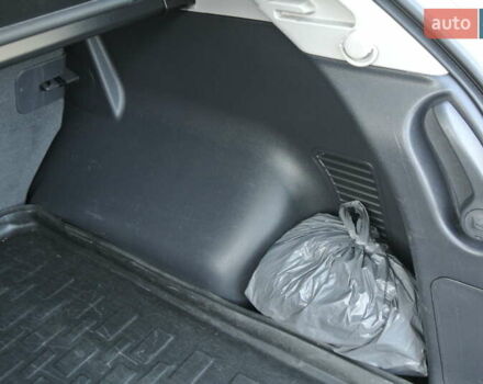 Серый Рено Колеос, объемом двигателя 2 л и пробегом 172 тыс. км за 14400 $, фото 29 на Automoto.ua