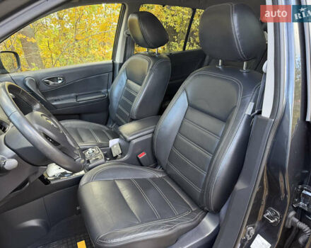 Серый Рено Колеос, объемом двигателя 2 л и пробегом 148 тыс. км за 12999 $, фото 24 на Automoto.ua