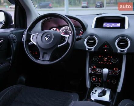 Серый Рено Колеос, объемом двигателя 2.49 л и пробегом 157 тыс. км за 10700 $, фото 10 на Automoto.ua