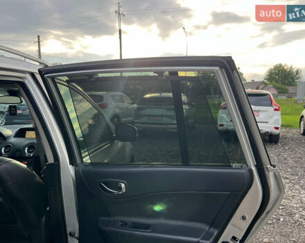 Сірий Рено Колеос, об'ємом двигуна 2 л та пробігом 228 тис. км за 12500 $, фото 45 на Automoto.ua