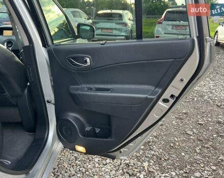 Сірий Рено Колеос, об'ємом двигуна 2 л та пробігом 228 тис. км за 12500 $, фото 43 на Automoto.ua