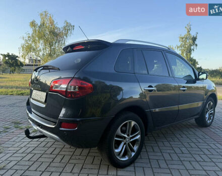 Рено Колеос 2012 в Каневе на Automoto.ua Серый Рено Колеос, объемом двигателя 2 л и пробегом 245 тыс. км за 11600 $, фото 2 на Automoto.ua