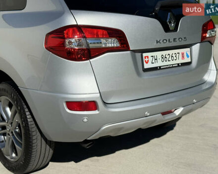 Сірий Рено Колеос, об'ємом двигуна 2 л та пробігом 209 тис. км за 14500 $, фото 9 на Automoto.ua