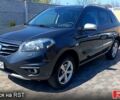 Сірий Рено Колеос, об'ємом двигуна 2.5 л та пробігом 270 тис. км за 9999 $, фото 1 на Automoto.ua