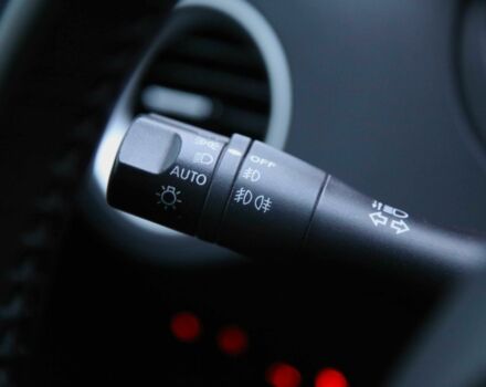 Серый Рено Колеос, объемом двигателя 2.5 л и пробегом 157 тыс. км за 10700 $, фото 19 на Automoto.ua