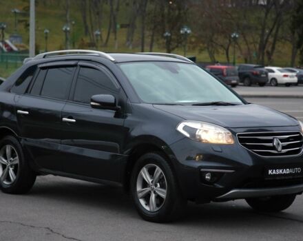 Серый Рено Колеос, объемом двигателя 2.5 л и пробегом 157 тыс. км за 10700 $, фото 2 на Automoto.ua