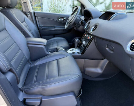 Сірий Рено Колеос, об'ємом двигуна 2 л та пробігом 209 тис. км за 14500 $, фото 41 на Automoto.ua