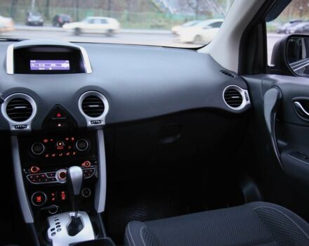 Серый Рено Колеос, объемом двигателя 2.5 л и пробегом 157 тыс. км за 10700 $, фото 12 на Automoto.ua