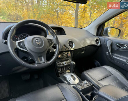 Серый Рено Колеос, объемом двигателя 2 л и пробегом 148 тыс. км за 12999 $, фото 31 на Automoto.ua