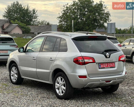 Сірий Рено Колеос, об'ємом двигуна 2 л та пробігом 228 тис. км за 12500 $, фото 4 на Automoto.ua