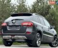Серый Рено Колеос, объемом двигателя 2 л и пробегом 184 тыс. км за 11500 $, фото 9 на Automoto.ua