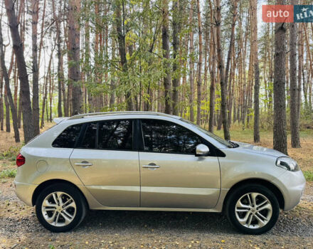 Серый Рено Колеос, объемом двигателя 2 л и пробегом 97 тыс. км за 13500 $, фото 3 на Automoto.ua