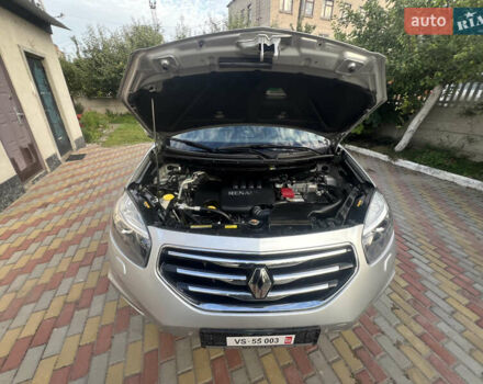 Сірий Рено Колеос, об'ємом двигуна 2 л та пробігом 139 тис. км за 13500 $, фото 49 на Automoto.ua