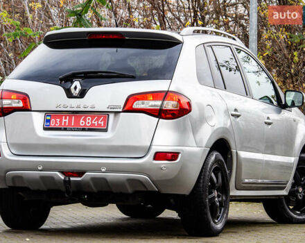 Серый Рено Колеос, объемом двигателя 2 л и пробегом 97 тыс. км за 13900 $, фото 5 на Automoto.ua