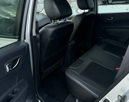 Сірий Рено Колеос, об'ємом двигуна 2 л та пробігом 90 тис. км за 12950 $, фото 12 на Automoto.ua