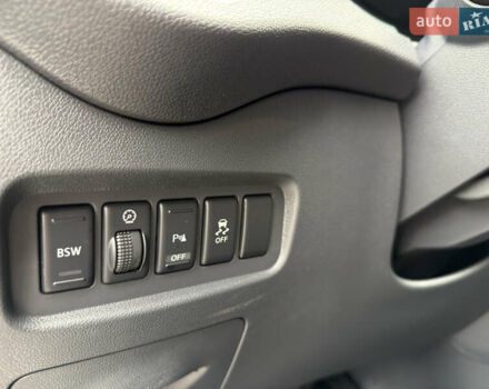 Серый Рено Колеос, объемом двигателя 2.5 л и пробегом 176 тыс. км за 14000 $, фото 34 на Automoto.ua