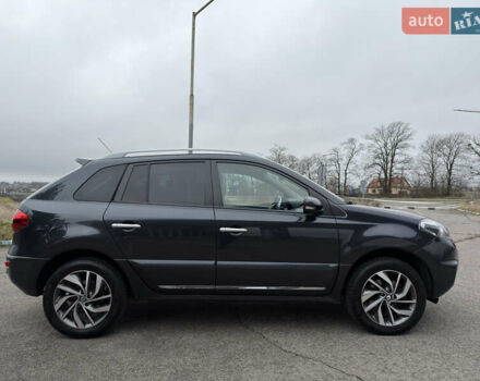 Серый Рено Колеос, объемом двигателя 2.5 л и пробегом 176 тыс. км за 14000 $, фото 12 на Automoto.ua