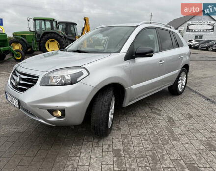 Сірий Рено Колеос, об'ємом двигуна 2 л та пробігом 89 тис. км за 13350 $, фото 8 на Automoto.ua