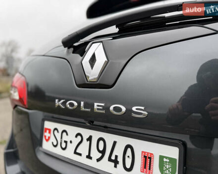 Серый Рено Колеос, объемом двигателя 2.5 л и пробегом 176 тыс. км за 14000 $, фото 24 на Automoto.ua