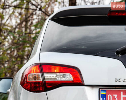 Серый Рено Колеос, объемом двигателя 2 л и пробегом 97 тыс. км за 13900 $, фото 9 на Automoto.ua