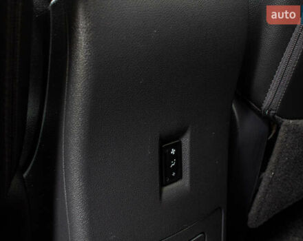 Серый Рено Колеос, объемом двигателя 2 л и пробегом 97 тыс. км за 13900 $, фото 28 на Automoto.ua