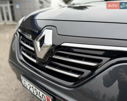 Серый Рено Колеос, объемом двигателя 2.5 л и пробегом 176 тыс. км за 14000 $, фото 15 на Automoto.ua