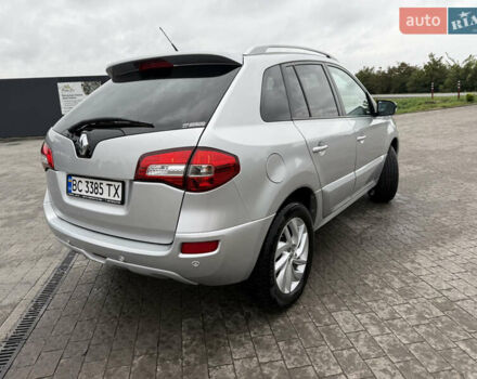 Сірий Рено Колеос, об'ємом двигуна 2 л та пробігом 89 тис. км за 13350 $, фото 4 на Automoto.ua