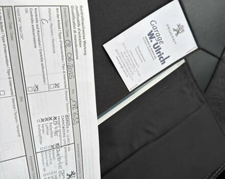 Серый Рено Колеос, объемом двигателя 2.5 л и пробегом 176 тыс. км за 14000 $, фото 63 на Automoto.ua