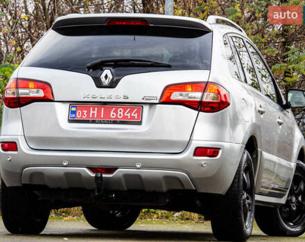 Серый Рено Колеос, объемом двигателя 2 л и пробегом 97 тыс. км за 13900 $, фото 6 на Automoto.ua