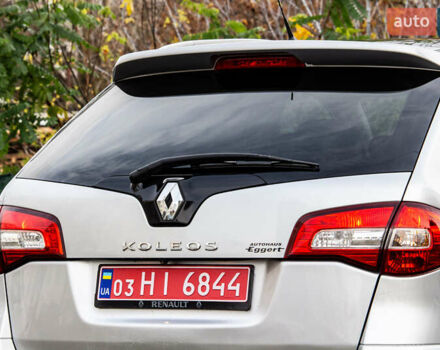 Серый Рено Колеос, объемом двигателя 2 л и пробегом 97 тыс. км за 13900 $, фото 8 на Automoto.ua