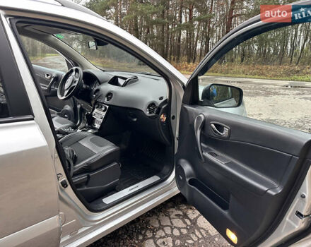 Серый Рено Колеос, объемом двигателя 2.49 л и пробегом 137 тыс. км за 13200 $, фото 23 на Automoto.ua