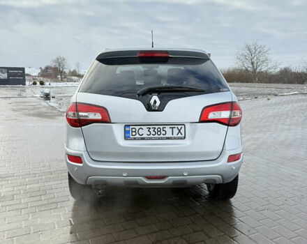 Сірий Рено Колеос, об'ємом двигуна 2 л та пробігом 90 тис. км за 12950 $, фото 3 на Automoto.ua