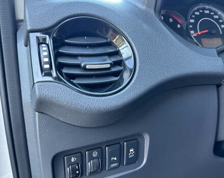 Серый Рено Колеос, объемом двигателя 2 л и пробегом 183 тыс. км за 12500 $, фото 15 на Automoto.ua