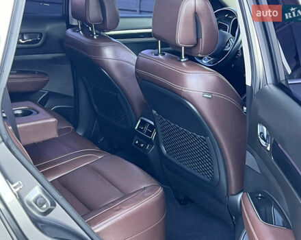 Сірий Рено Колеос, об'ємом двигуна 2 л та пробігом 166 тис. км за 18600 $, фото 29 на Automoto.ua