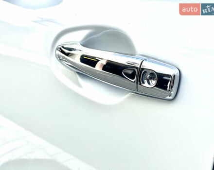 Серый Рено Колеос, объемом двигателя 1.75 л и пробегом 152 тыс. км за 24700 $, фото 13 на Automoto.ua