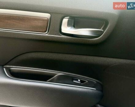 Серый Рено Колеос, объемом двигателя 1.75 л и пробегом 152 тыс. км за 24700 $, фото 22 на Automoto.ua