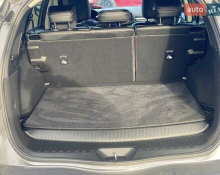 Серый Рено Колеос, объемом двигателя 2 л и пробегом 65 тыс. км за 18500 $, фото 5 на Automoto.ua