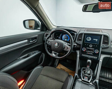 Серый Рено Колеос, объемом двигателя 2.5 л и пробегом 79 тыс. км за 23504 $, фото 11 на Automoto.ua