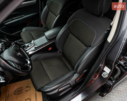 Серый Рено Колеос, объемом двигателя 2.5 л и пробегом 79 тыс. км за 23504 $, фото 9 на Automoto.ua