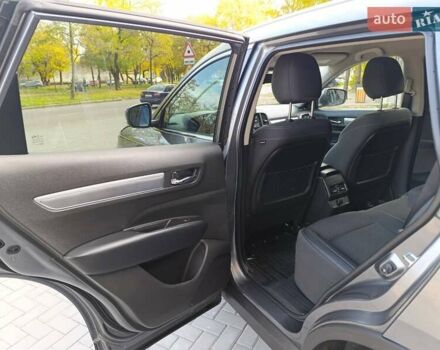 Серый Рено Колеос, объемом двигателя 2.49 л и пробегом 36 тыс. км за 25500 $, фото 52 на Automoto.ua