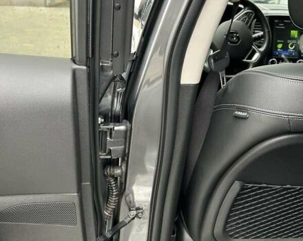 Серый Рено Колеос, объемом двигателя 2 л и пробегом 36 тыс. км за 25500 $, фото 42 на Automoto.ua